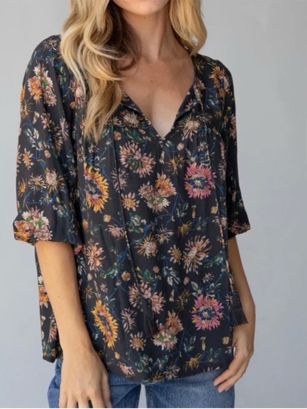 NEW NATURAL LIFE Maribel Floral V-Neck Blouse Boho Flowy Rayon Women’s Small